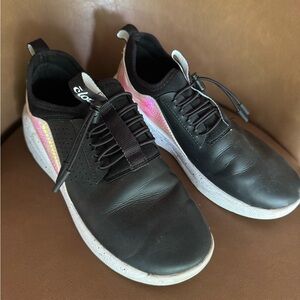 Women’s Clove Black Holographic Sneakers